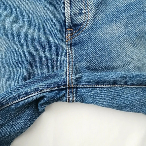 Levi's Premium Wedgie Jeans in These Dreams Medium Wash High Rise Ankle 26 (2) - Picture 11 of 16